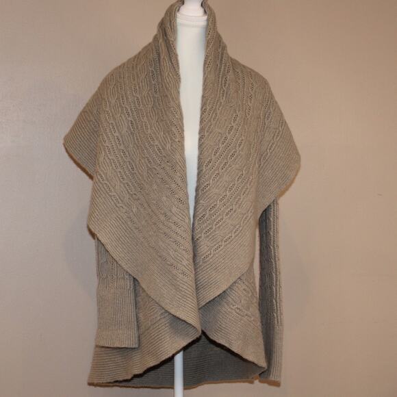 Neiman Marcus 100% Cashmere Collection LS Camel Shawl Sweater size M - Picture 1 of 12